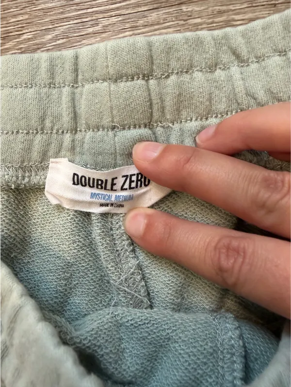 Double Zero Shorts Green - Image 2