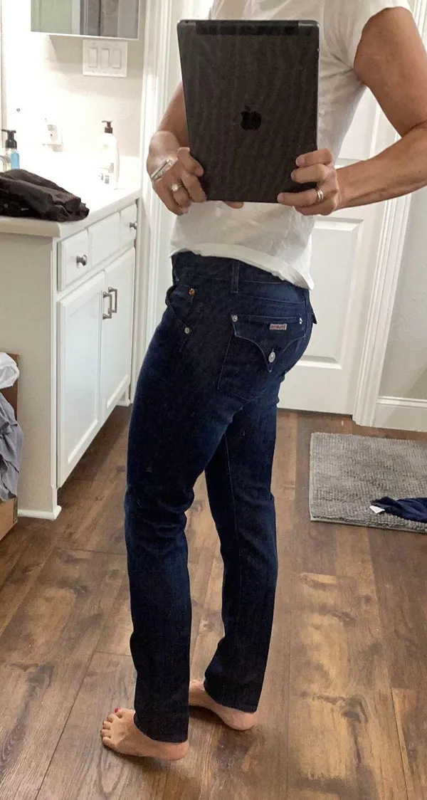 Hudson Jeans Low Waisted - Image 4