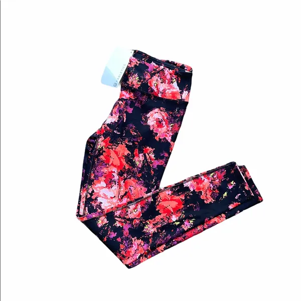 NWT Fabletics Salar Legging Get to Know me Small - Image 5