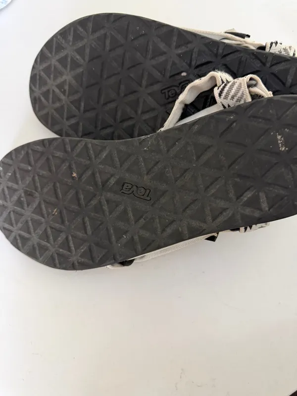 Teva Black Sandals with Cream & Gray Patterned Straps - Image 5