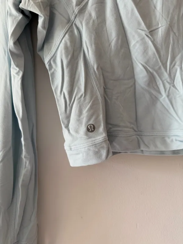 Lululemon Its Rulu Run Cropped Half Zip in Powder Blue Size 8 Athletic Pullover - Image 10
