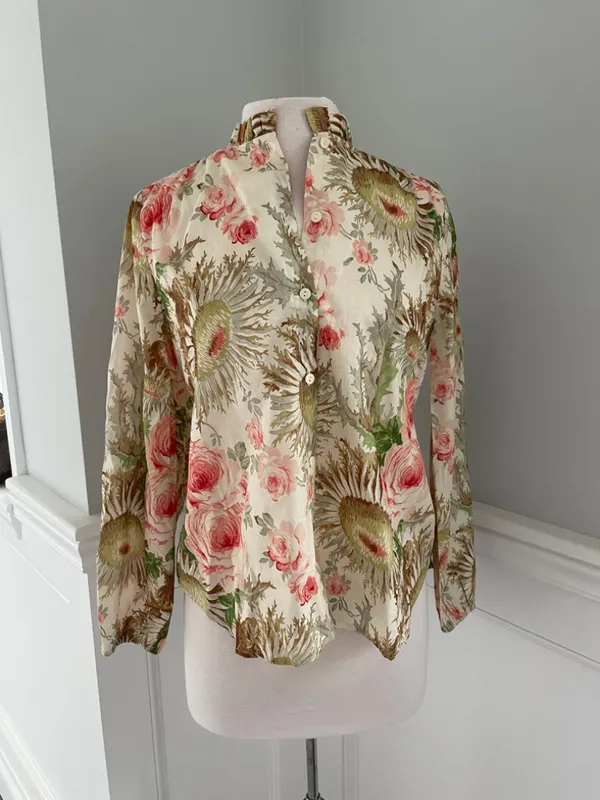 Brand New Tuckernuck Sun Faded Floral Avalon Blouse Size S! - Image 4