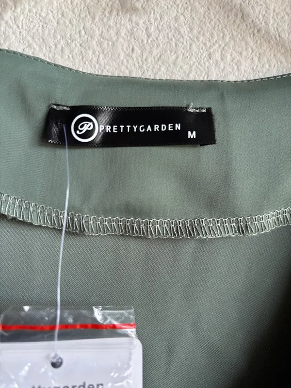 Pretty Garden Green‎ Satin Dress Size Medium - Image 5