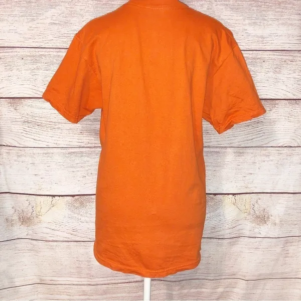 Vintage Fruit of the Loom Orange Fugitive, You Never Saw Me T-Shirt Size M - Image 3