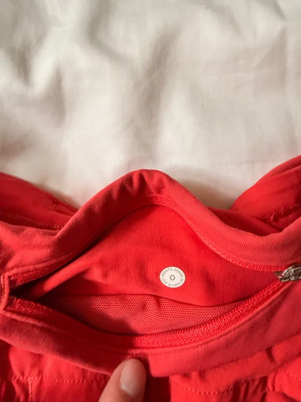 Lululemon Speed Shorts 2.5" Low-Rise - Image 3