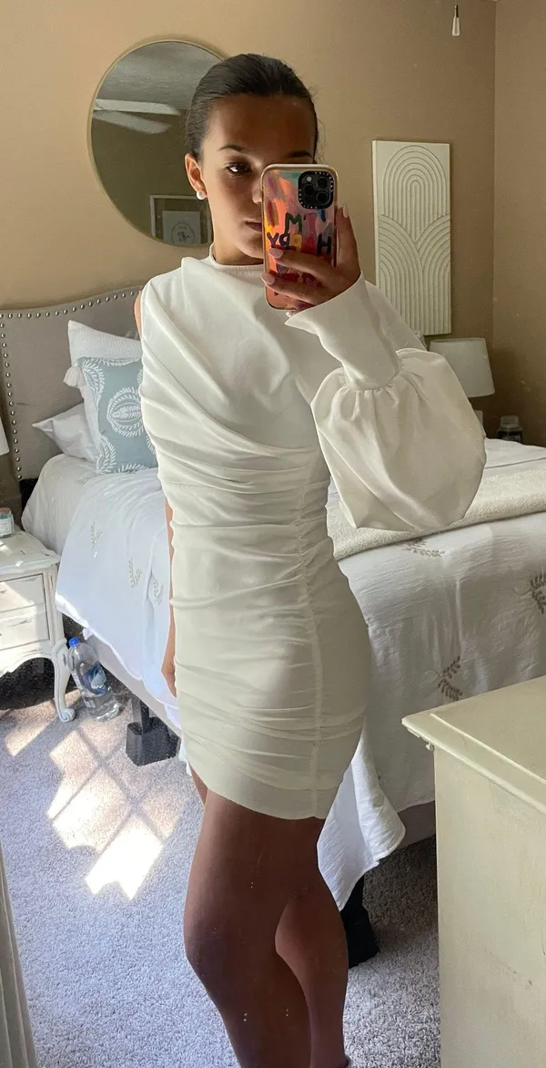 Single Sleeve White Dress - Image 3