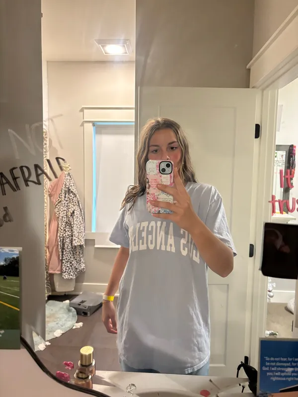 Brandy Melville oversized tee - Image 2