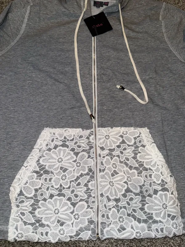 Lulu Lulu Hoodie Size XL Gray Lace Pocket - Image 2