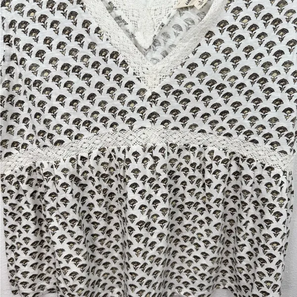 Lucky Brand Blouse Size L White Floral Crochet Trim Patterned Boho Babydoll Top - Image 4
