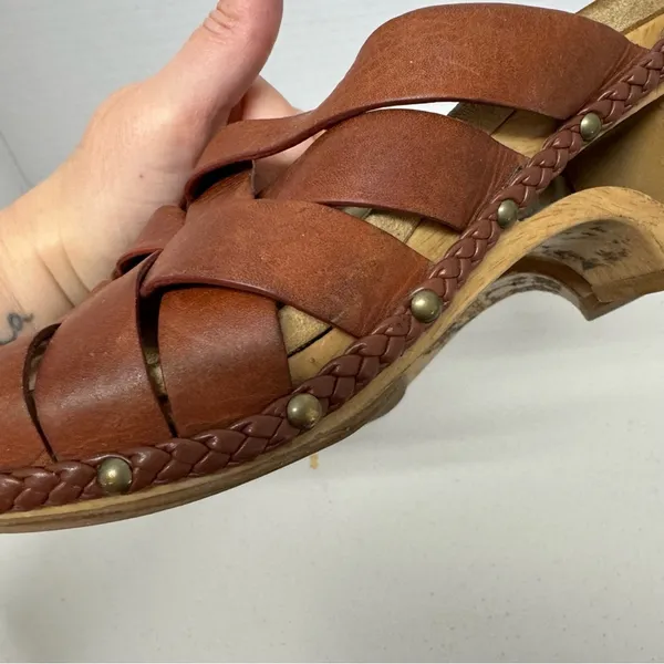 Dansko Brown Leather Strappy Slip On Mule Sandals Womens 6.5 Wood Platform - Image 5