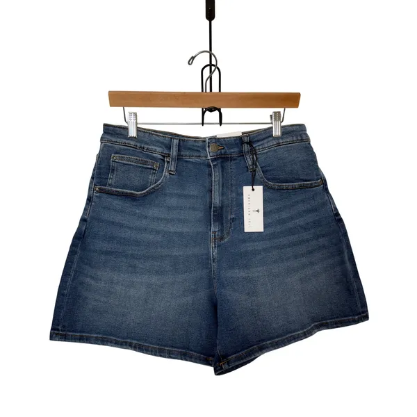 American Tall Women High Waisted Stretch Denim Shorts Normcore Coastal Casual - Image 5
