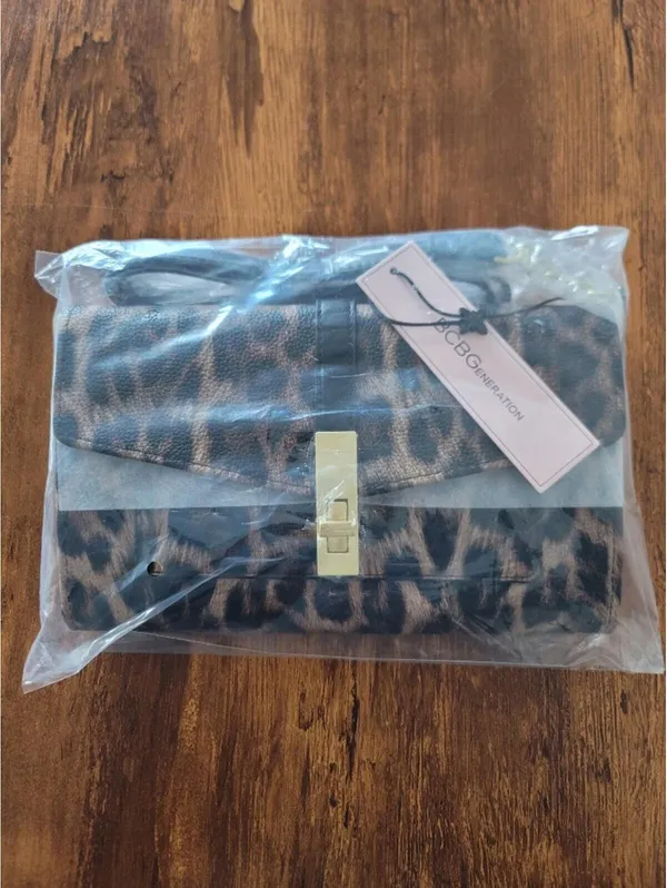 BCBGeneration Leopard Crossbody Mob Wife Indie Festival New - Image 2