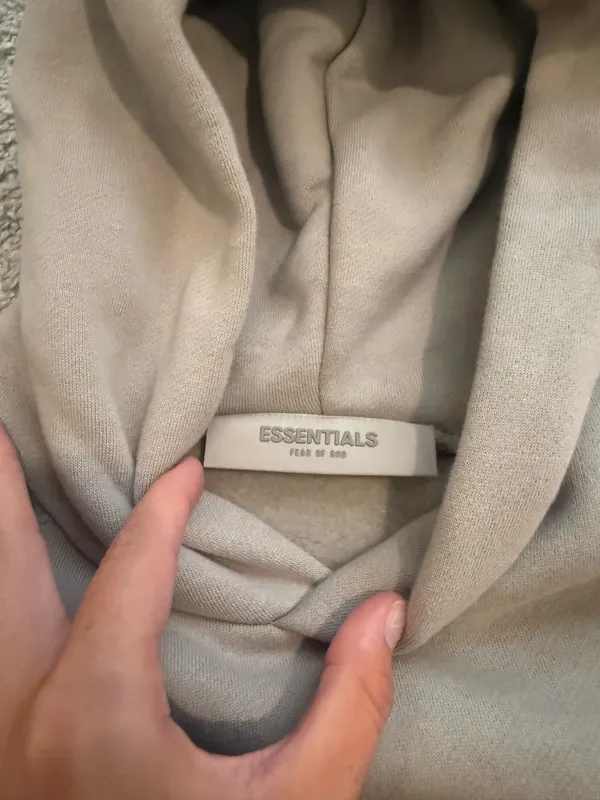 Essentials Fear of God Hoodie Oatmeal - Image 2