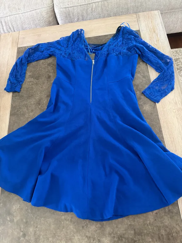 Lomone Elegant Royal Blue Lace-Sleeve Fit & Flare midi Dress - Image 5