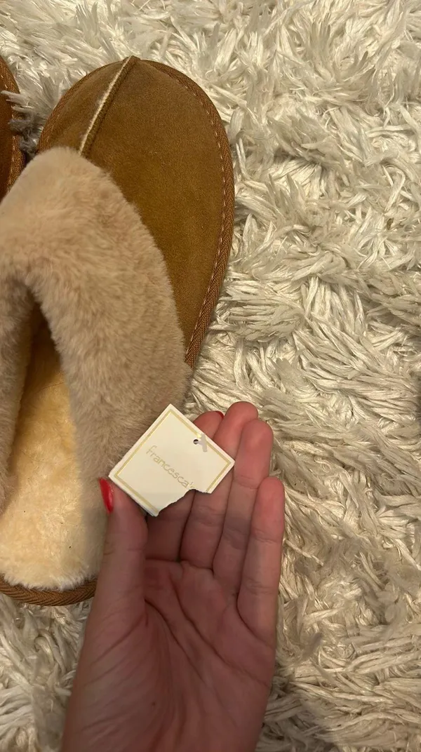 The Comfy Slippers - Image 10