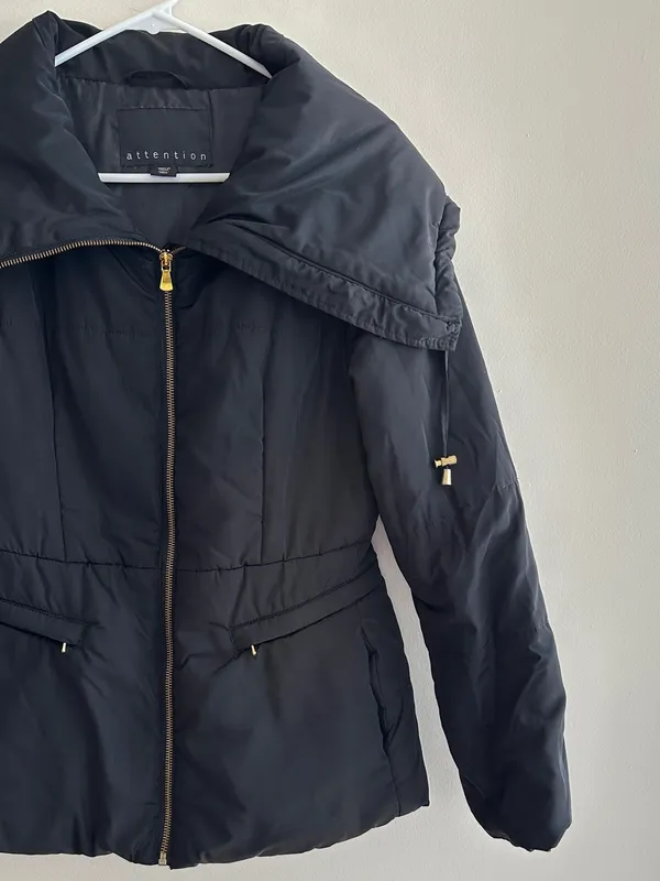 attention Black Fitted Puffer Jacket, Wide Collar, Gold Hardware, Size Small - Image 4