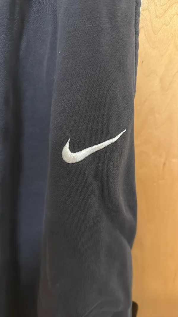 Nike SHA sweatpants cuffed  - Image 9