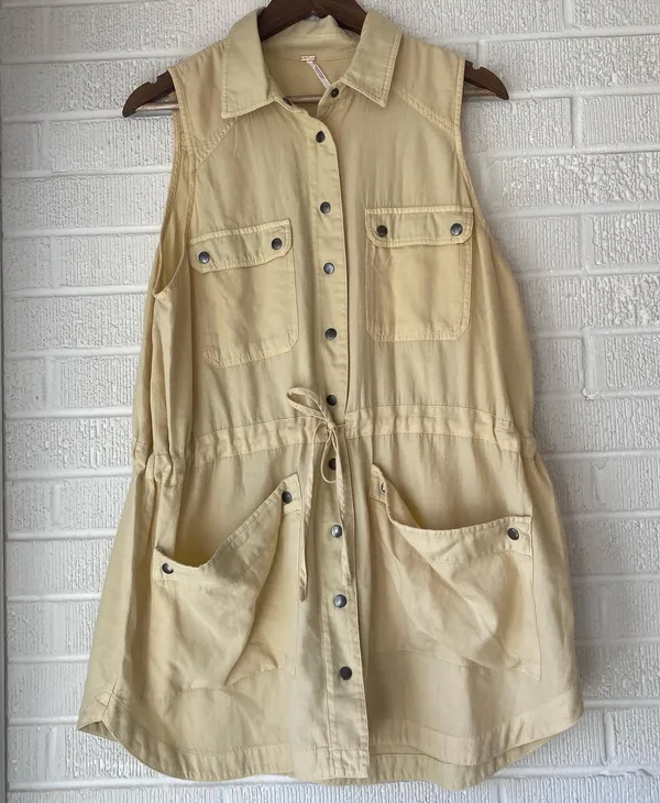 Free People Too Far snap tunic jumper dress in yellow - Image 4