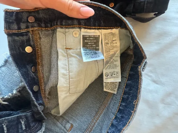 Levi’s 501 Denim Shorts - Image 2
