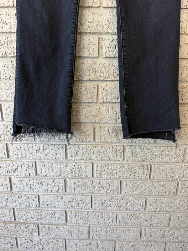 Mother The Insider Crop Step Fray Jeans Night In Venice Dark Wash Size 32 - Image 5