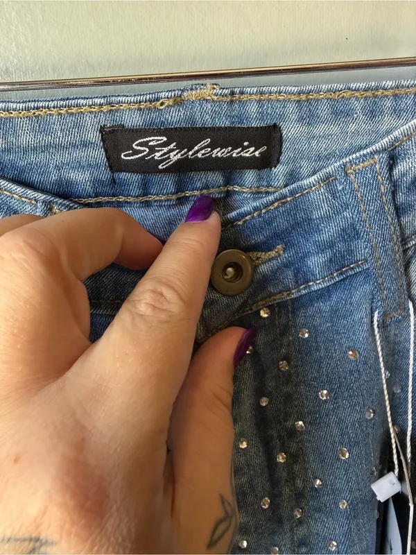 NWT Stylewe Rhinestone Embellished Wide Leg Jeans Women’s Medium - Image 7