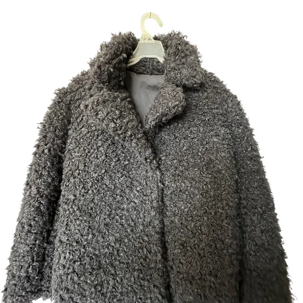 NWT Kendall + Kylie Coat Sz M Shaggy Faux Fur Reversible Mid-Length Notch Collar - Image 7