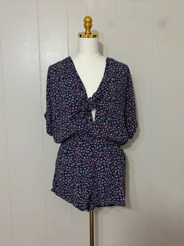 Rails Minka Wildflower Floral Tie Front Romper Navy Size S - Image 3