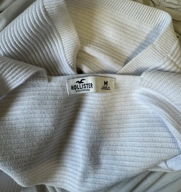 Hollister Tank Top - Image 3