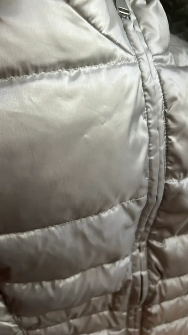 Talbots Puffer vest - Image 2