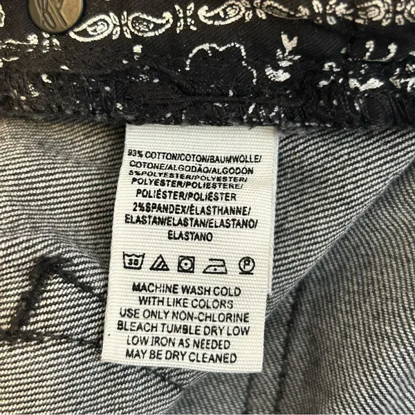Free People We The Free Black Wash High Rise Button Size‎ 26 - Image 7