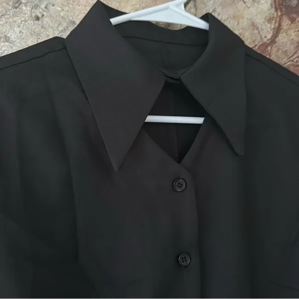 Commense Metal Button Cutout Polo Shirt size large - Image 4