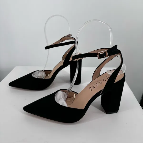 Journee Tyyra Ankle Strap Pump in Black size 6 Block Heel Pointed Toe - Image 6
