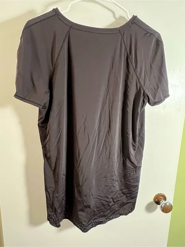 Avia Women’s Size Medium 8-10 Athletic T-Shirt Crewneck Black Short Sleeve Mesh - Image 4