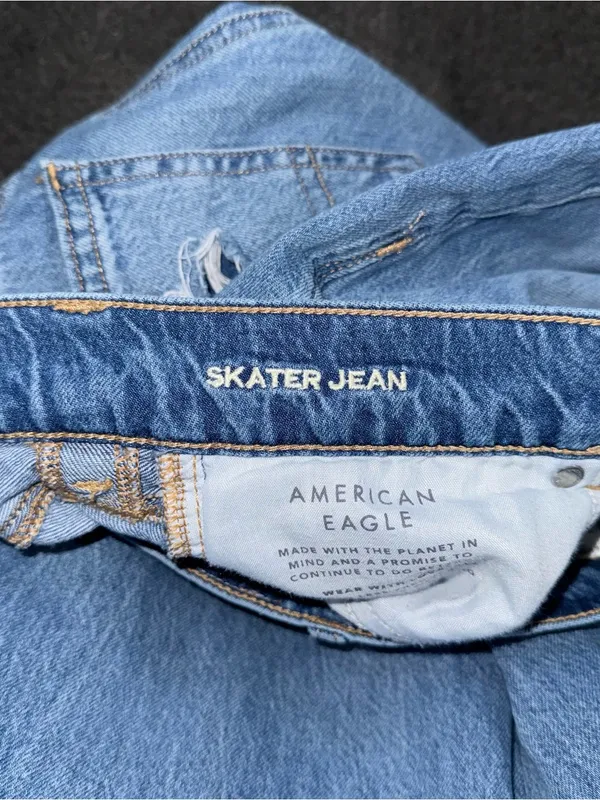 American Eagle Skater Jeans Baggy Wide Leg Distressed Medium Blue Wash Women’s 2 - Image 8