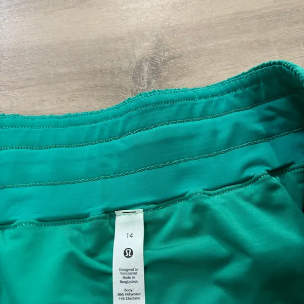 Lululemon Track That Mid-Rise Lined Short 5" Maldives Green Women Size 14 - Image 2