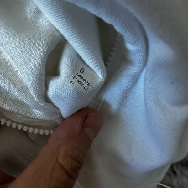 3.  Lululemon Define Jacket *Luon sz 6 euc white - Image 7