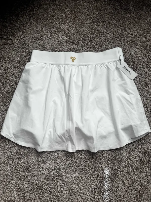 Aritzia Golden Rally Skort - Image 4
