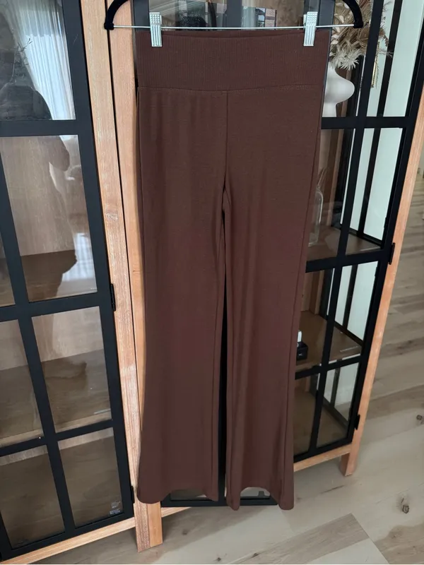 Stradivarius ASOS wide leg flare pants high rose waisted chocolate brown knit - Image 6