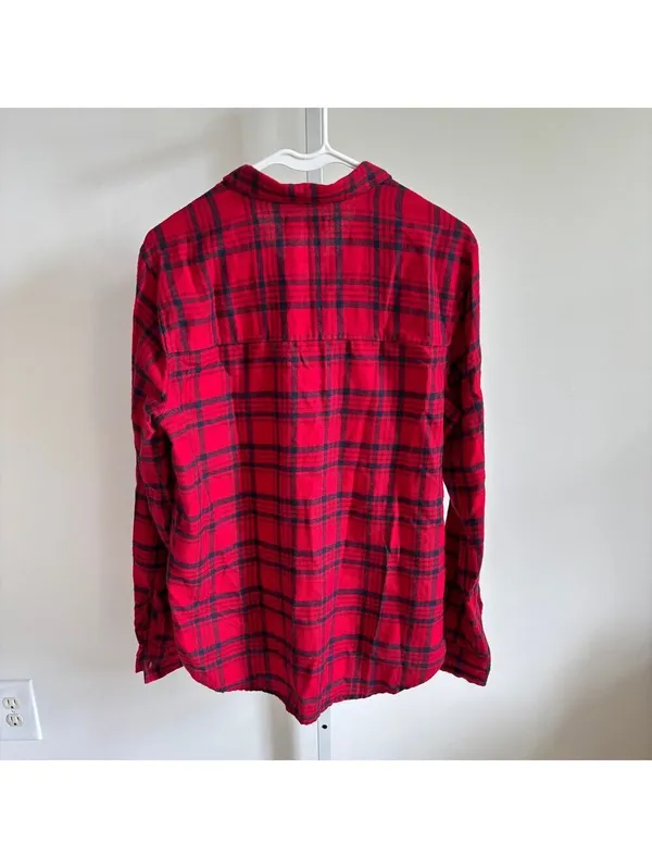 Hollister NWT Women's Red Black Plaid Button Up Flannel Shirt Size L - Image 6