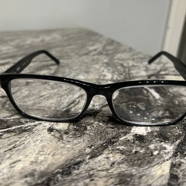 Tapout Black Rectangular Eyeglasses frames and hard case only Unisex - Image 5