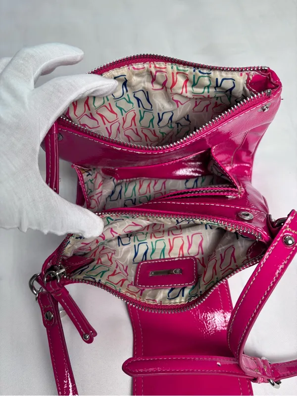 Nine West Hot Pink Patent Leather Crossbody Bag Purse Y2K Vibe shoe-print lining - Image 6