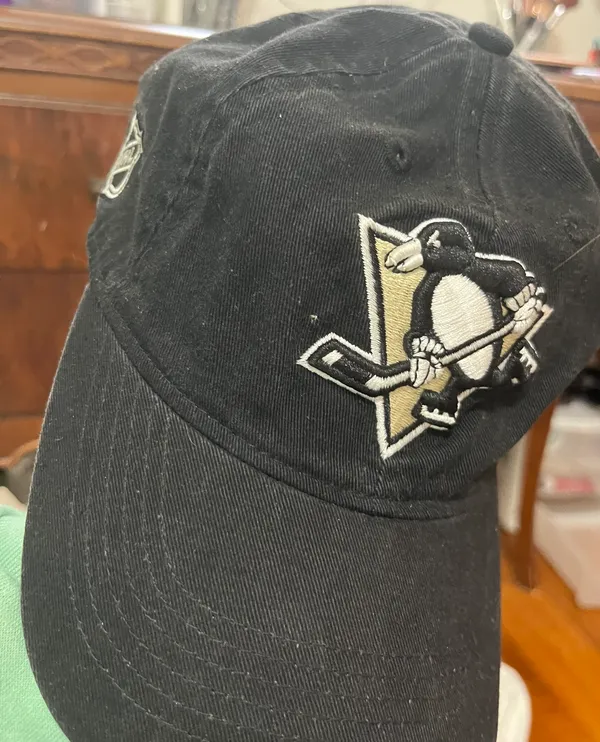 Rebook Penguins Hat - Image 3