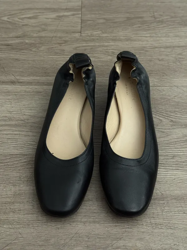 Everlane The Day Heels in Narrow Fit - Image 3