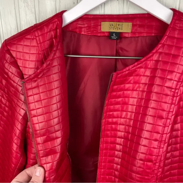 Valerie Stevens Lightweight Quilted Poly Red Jacket Women's Size Large Full Zip - Image 5