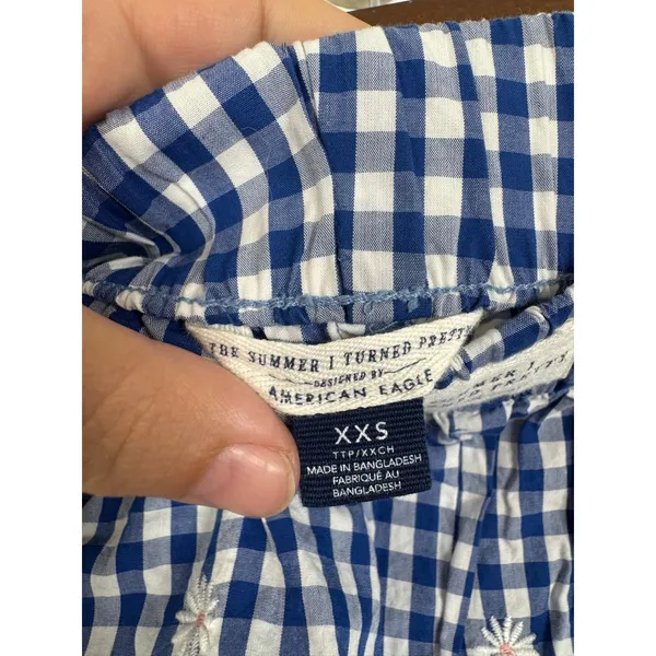 American Eagle The Summer I Turned Pretty Gingham Daisy Shorts Blue White XXS - Image 4
