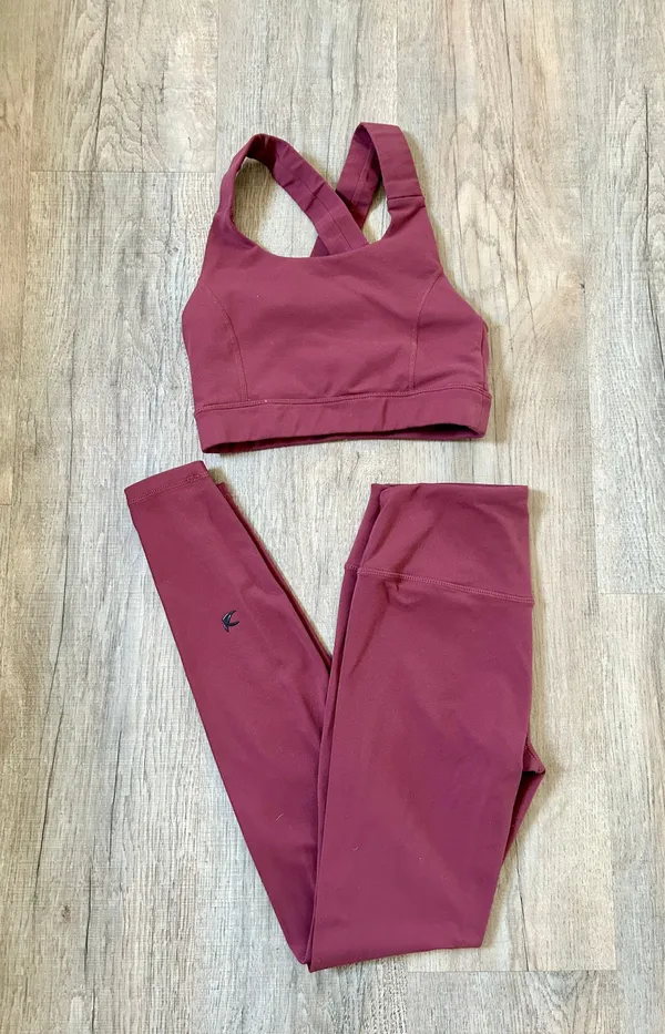 Glyder burgundy leggings sport bra set size S. - Image 4