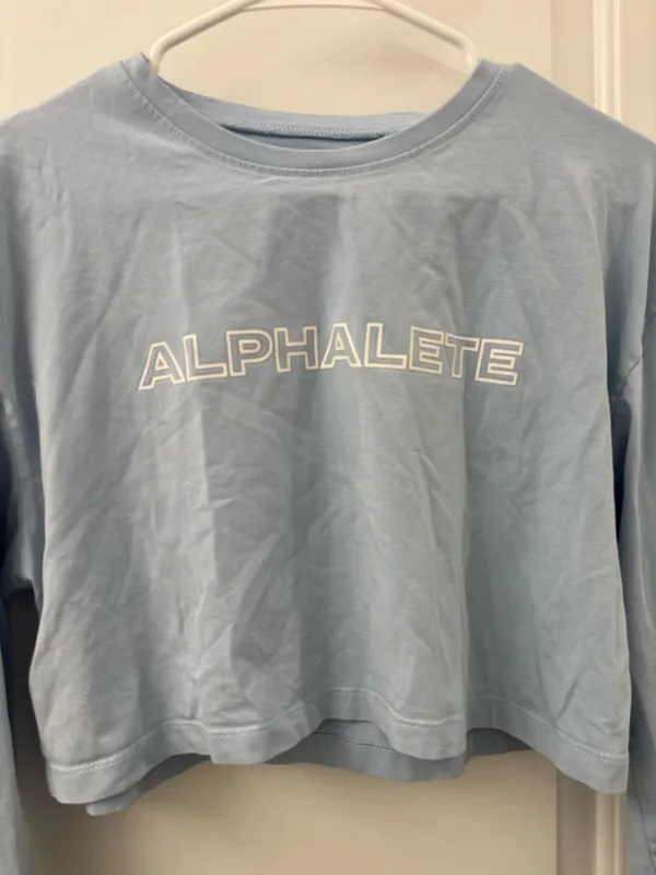 Alphalete long sleeve cropped Tshirt - Image 2