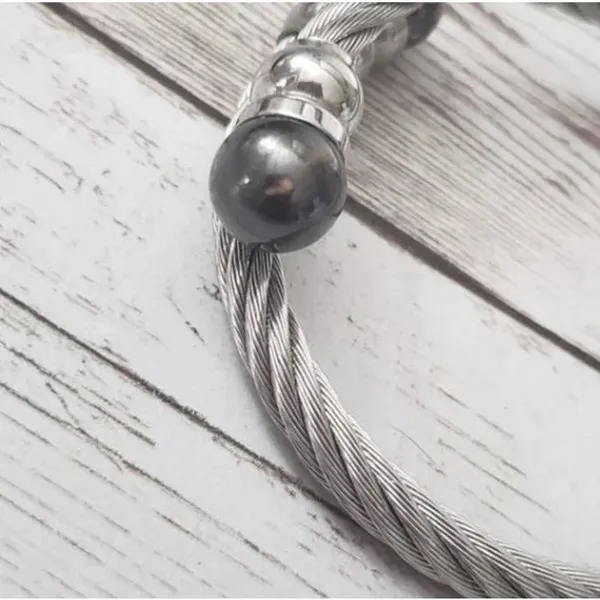 Vintage Bracelet / Bangle Silver Tone Wire Design - Image 4