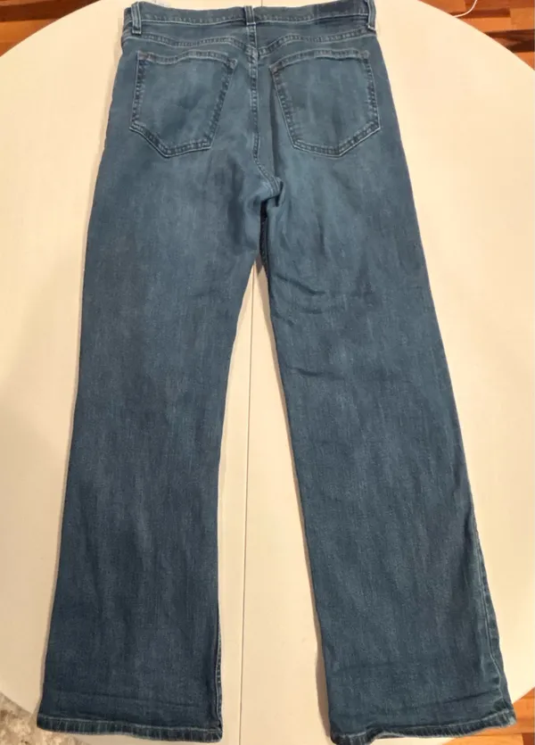 Abercrombie & Fitch | The 90’s Relaxed High Rise jeans. Size: 28/6R - Image 10