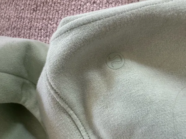 Lululemon cropped hoodie - Image 4